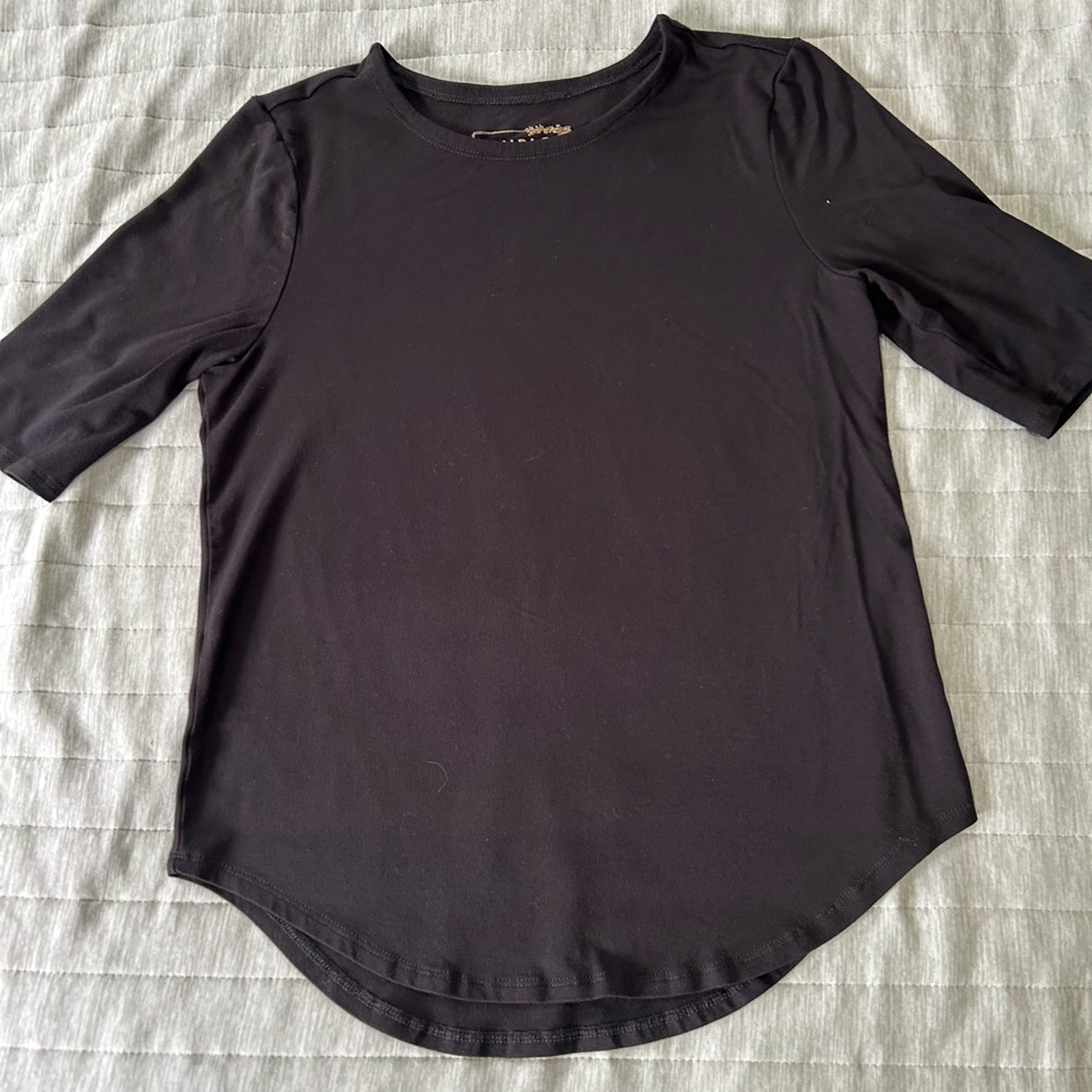 Cupio Black Fitted Blouse with Elbow-Length Sleeves